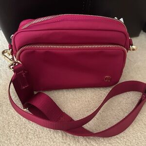 Lululemon Everywhere Crossbody Bag Metal Hardware Fuschia Color